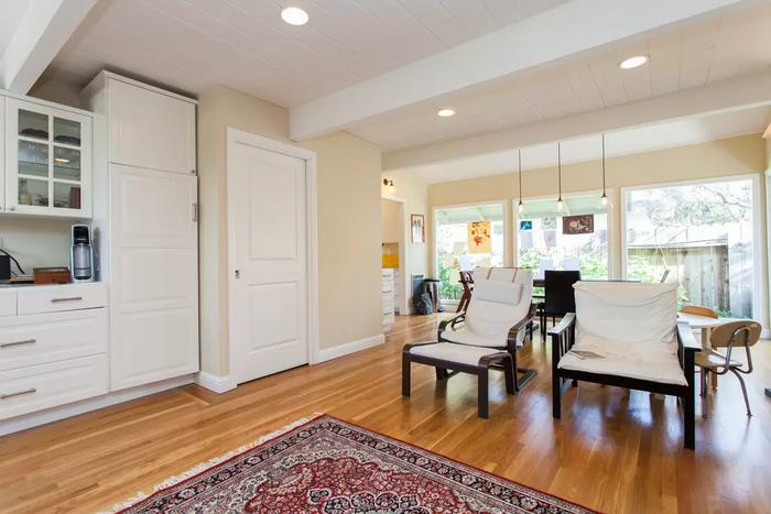 Foto principal - 2811 Emerson St