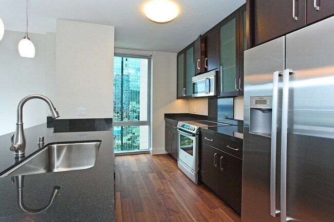 Foto del edificio - Convenient Luxury Living!! WELCOME TO WAIH...