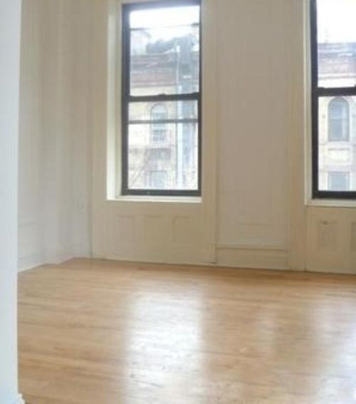 Building Photo - 275 E 78th St