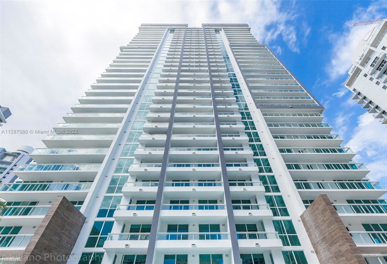 2 br, 2 bath Condo - 1080 Brickell Ave  2 ... Photo