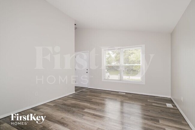 Foto del edificio - 1233 Harting Dr