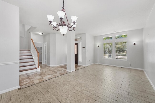 Building Photo - 17206 Stonebridge Trail