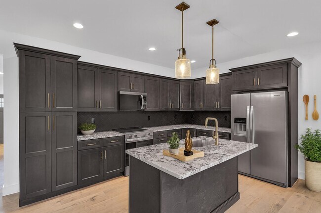 Foto del edificio - 252 River Valley Cir