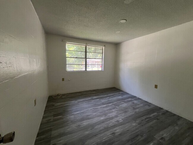 Foto del edificio - 811 McGee St NE