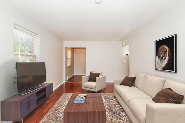 Building Photo - 20231 Crystal Ave