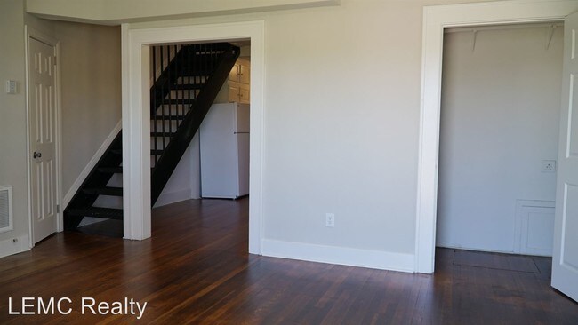 Building Photo - 1309 I-40