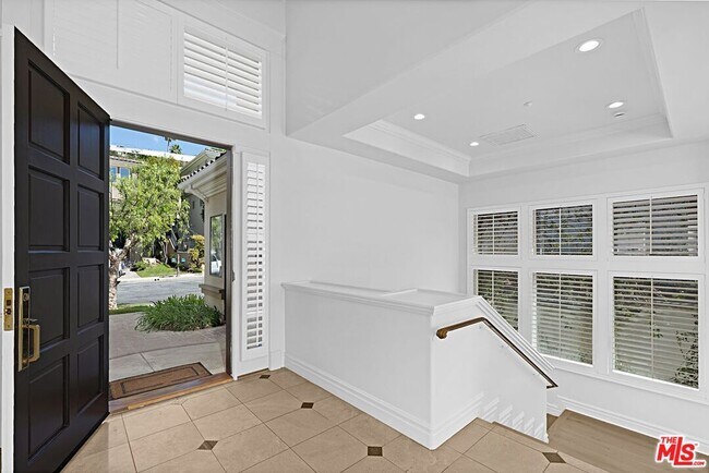 Foto del edificio - 16646 Cll Brittany