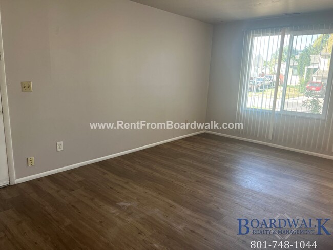 Foto del edificio - Great West Jordan Home for Rent! Pet Frien...