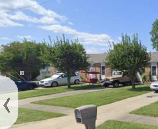 Building Photo - 1335 Spring Village Dr