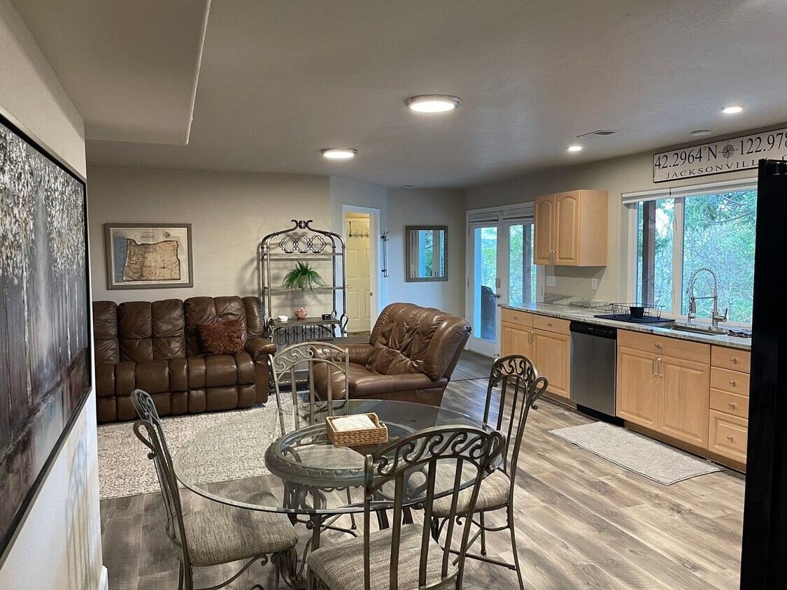Foto principal - Juanita Loft: Beautiful Setting on Rural P...