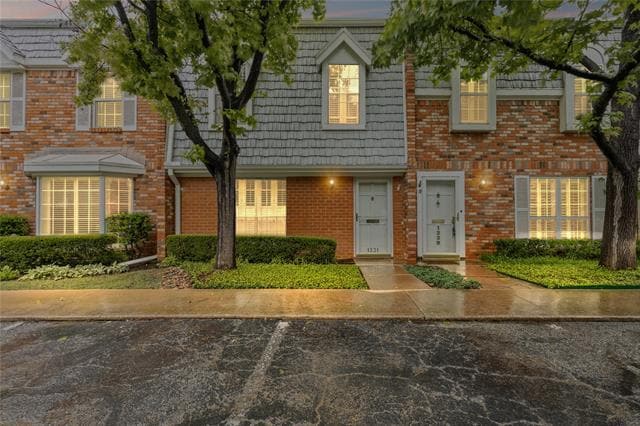 Foto del edificio - 1231 Roaring Springs Rd