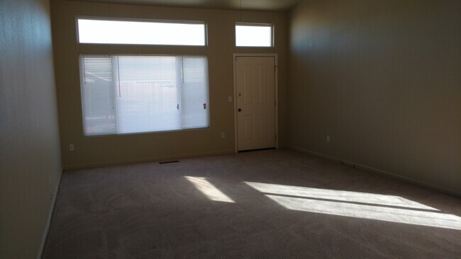 Foto del edificio - 3 Bedroom 2 Bath Charmer