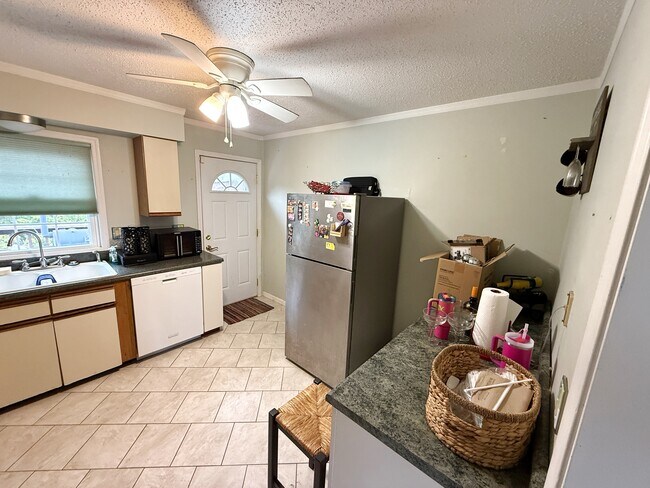 Foto del edificio - 29 Elm Ln