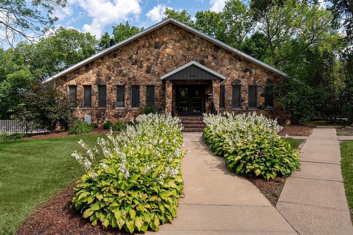 Windsor on the River Apartments Cedar Rapids, IA