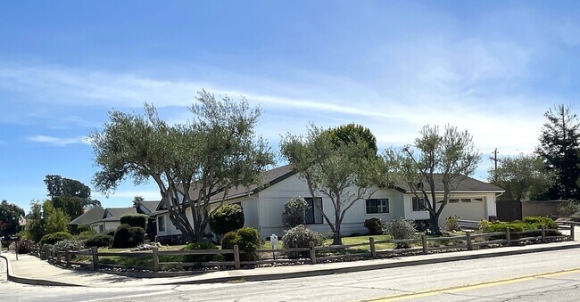 Foto del edificio - 4301 Edenbury Dr