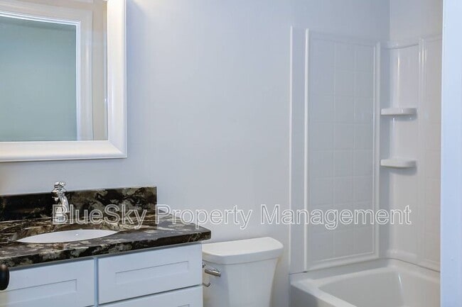 Building Photo - 249 Stribling Ave