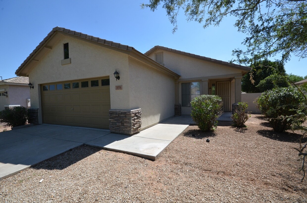 Primary Photo - 3775 E Park Ave