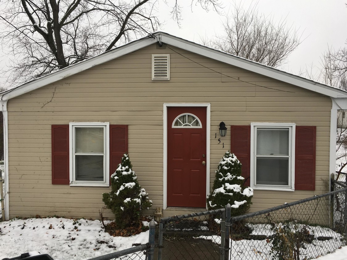 151 Fairfax St, Martinsburg, WV 25401 Townhome Rentals in Martinsburg WV