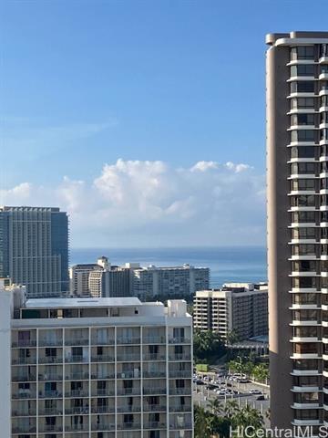 Foto del edificio - 469 Ena Rd