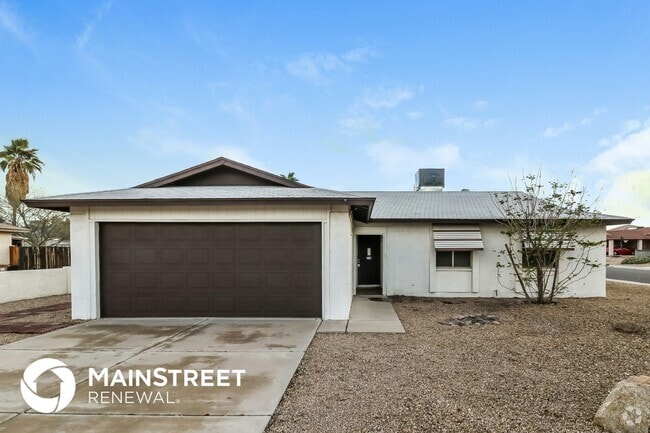 Building Photo - 10003 N 87th Dr