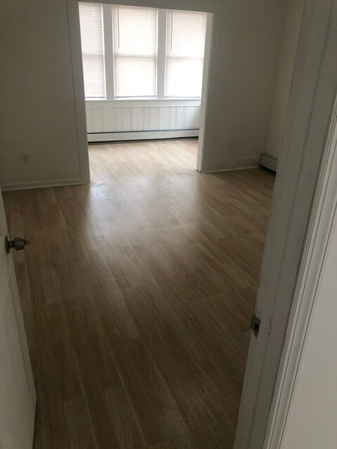 Master bedroom - 153 Myrtle Ave