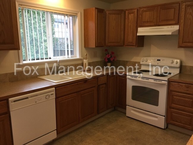 Foto del edificio - 155 NE 181st Ave