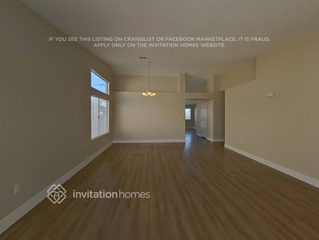 Foto del edificio - 3836 Iverson Ln