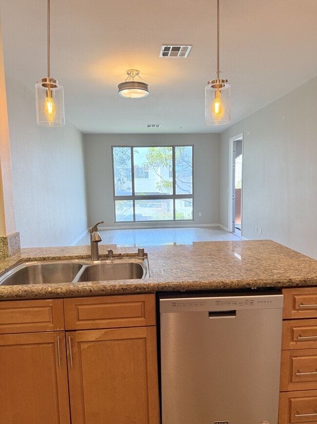 Building Photo - 3857 Pell Pl