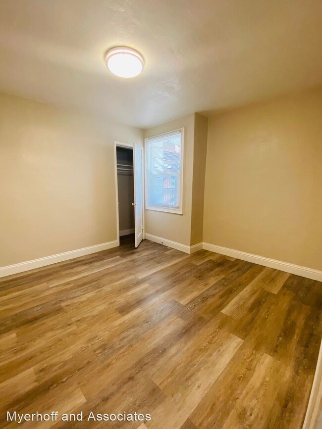 Building Photo - 3210 San Leandro St
