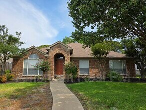 Building Photo - 1209 Shadow Lakes Blvd
