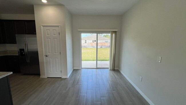 Building Photo - BEAUTIFUL 3 Bedroom, 2 Bathroom Home in Pa...