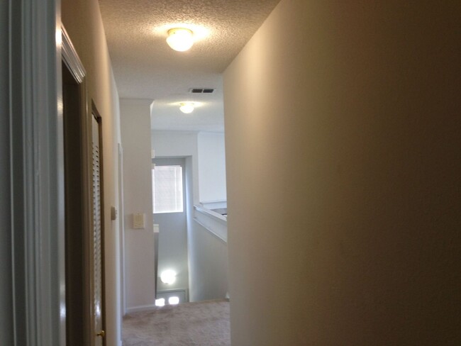 Building Photo - 2222 Arbor Lakes Cir