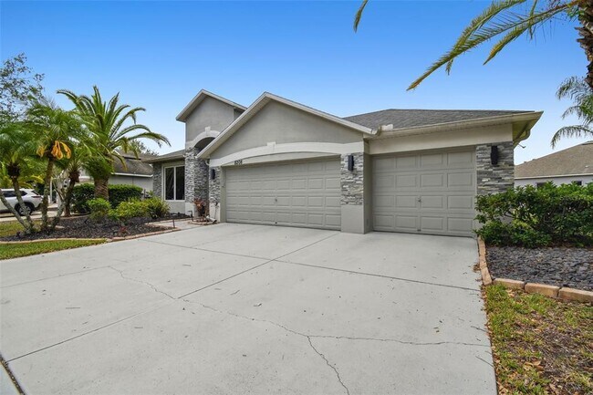 Foto del edificio - 8208 Pinewood Run Ct