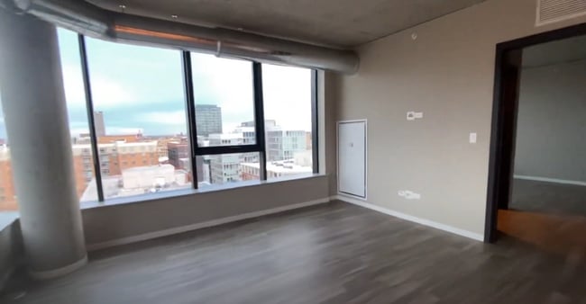 Building Photo - 19 N Morgan St