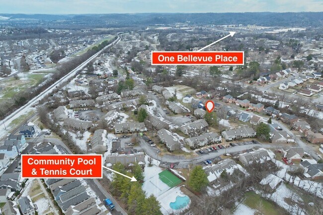 Foto del edificio - Tucked away in a quiet community with only one entrance and no through-traffic.