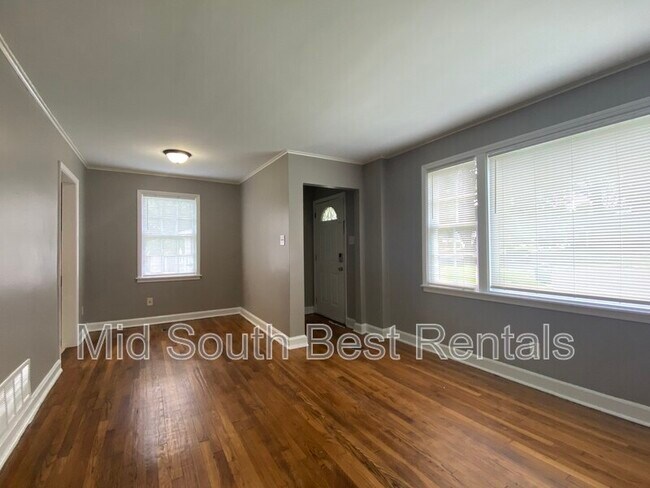 Foto del edificio - 3903 Grahamwood Cove