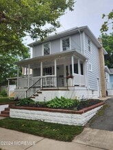 Building Photo - 849 Central Ave