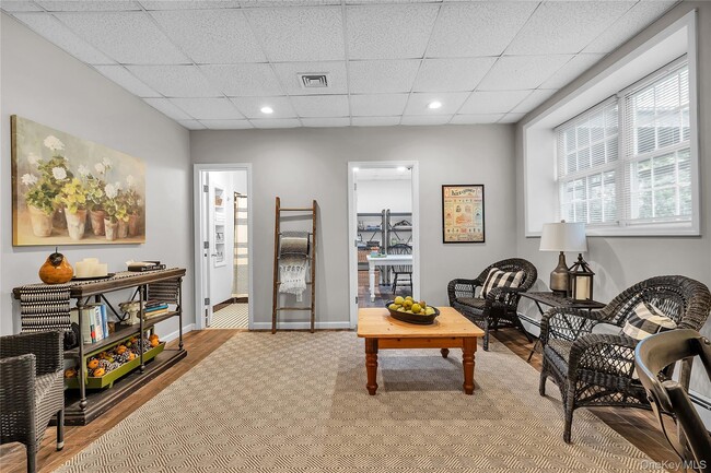 Building Photo - 22 Lauro Ridge Ct