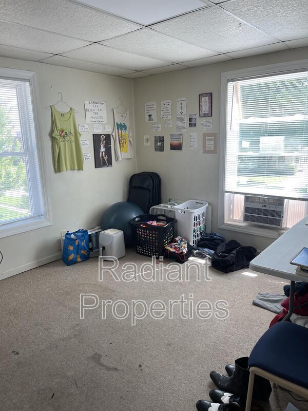 Foto del edificio - 415 Boone St.