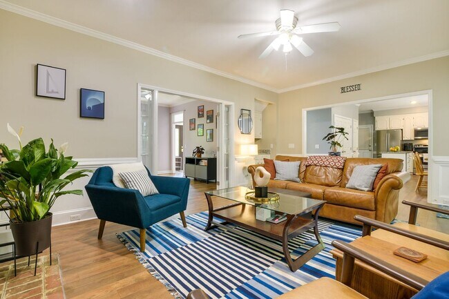 Foto del edificio - 5518 Tahoe Dr