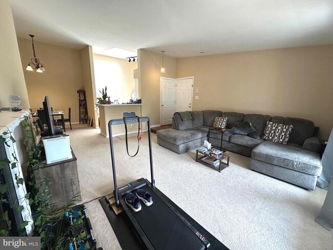 Building Photo - 7510 Ashby Ln