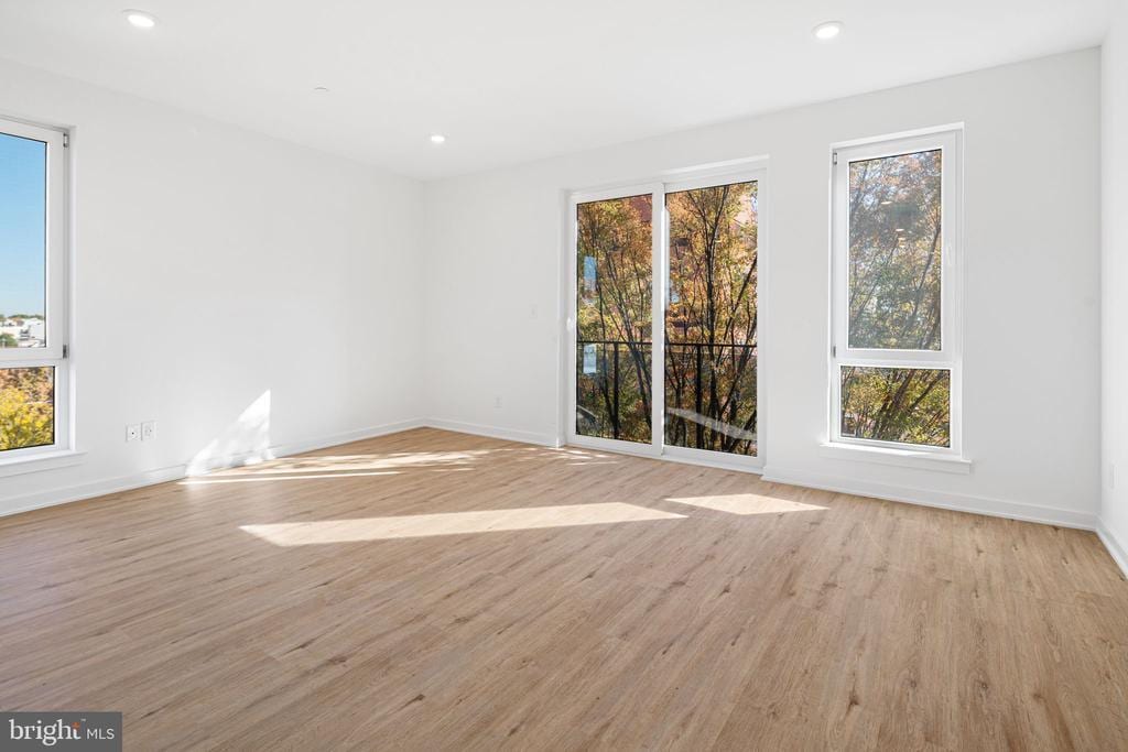 Primary Photo - 701-7 Cecil B. Moore Ave