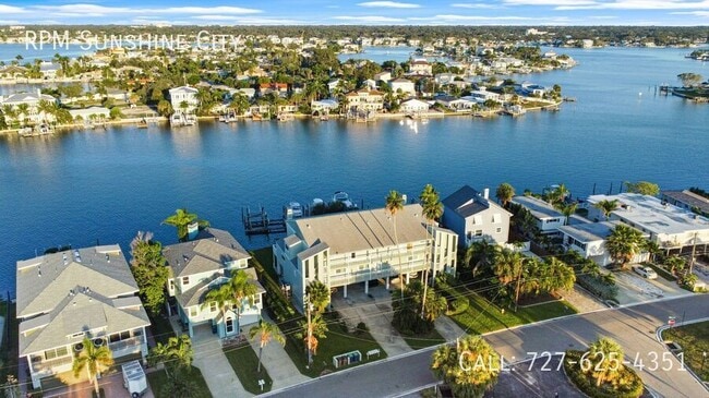 Building Photo - 2505 Bay Blvd