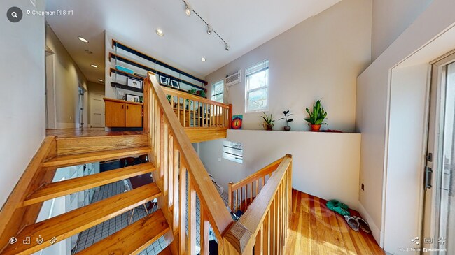 Building Photo - 8 Chapman Pl