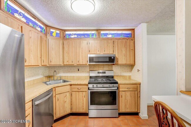 Foto del edificio - 5-3 Portland Ct