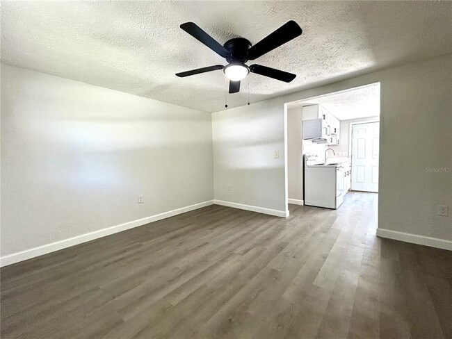 Building Photo - 8216 Krag Dr