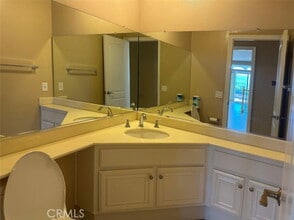 Building Photo - 21630 Dunrobin Way