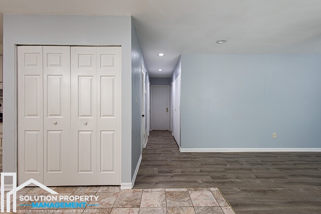 Building Photo - 4758 Pebble Trce