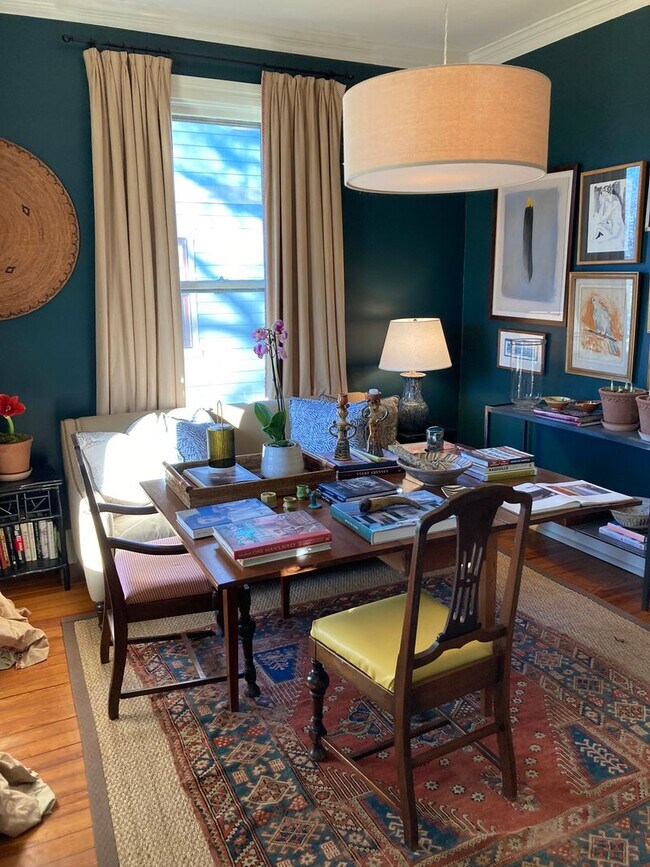 Photo - Charming Sylvan Park Victorian House