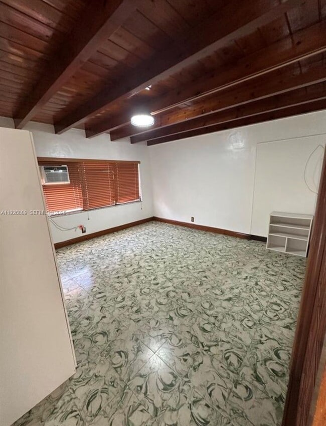 Building Photo - 3894 NW 5th St